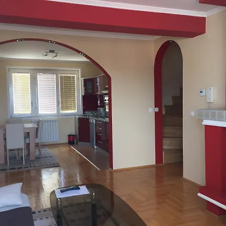 Apartman Apartmentinn